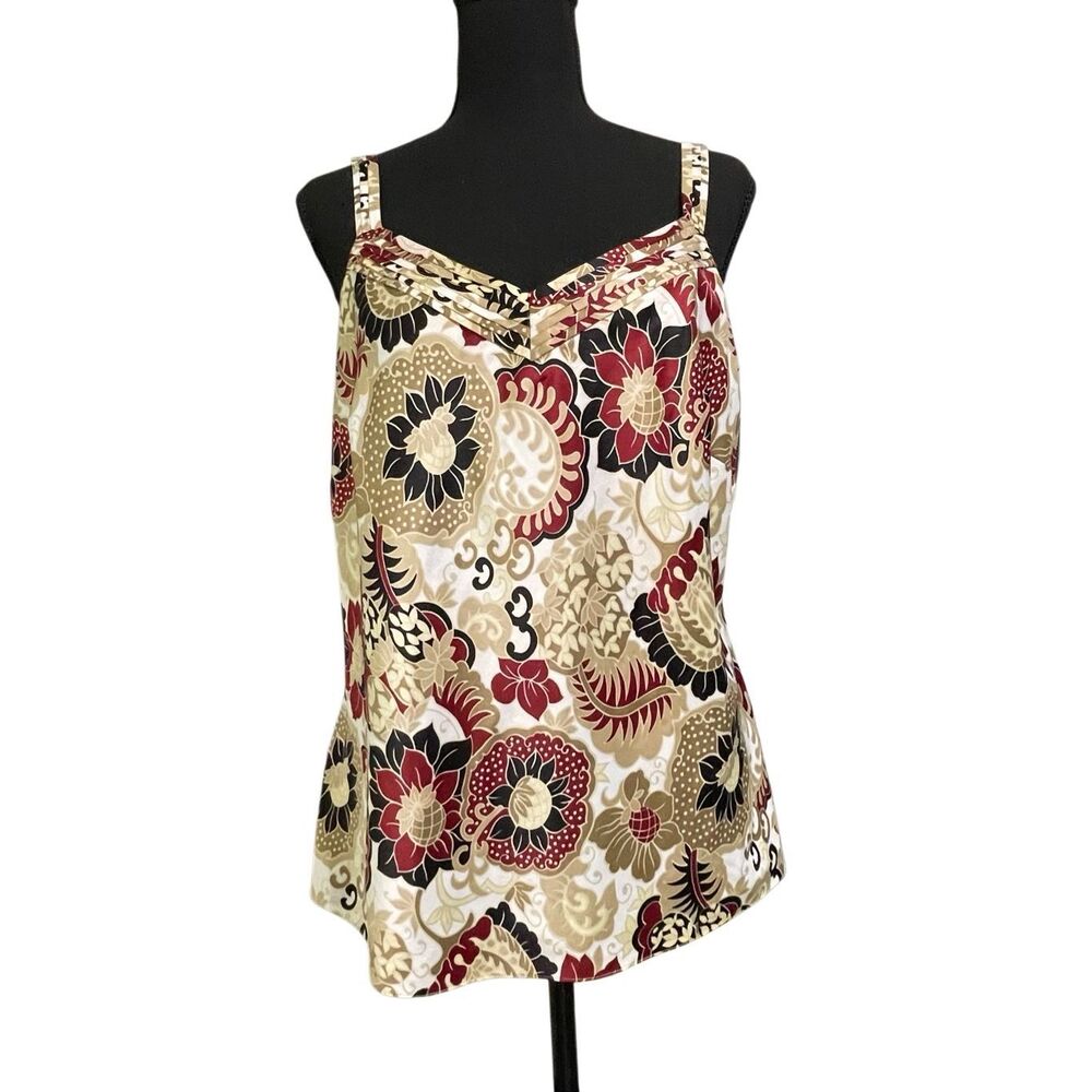 Ann Taylor Fitted Camisole/Tank Top Sweetheart Inspired V-Neck Silk Like Top siz